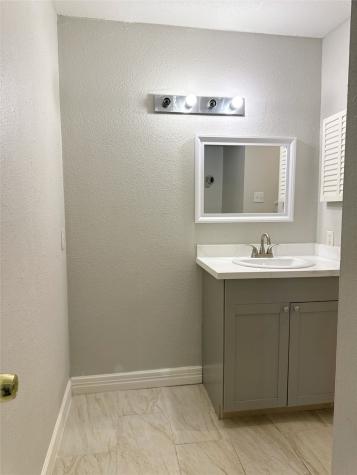 12500 Sandpiper Drive 193 Houston TX 77035