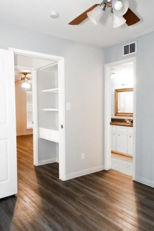 2626 Holly Hall Street 1207 Houston TX 77054