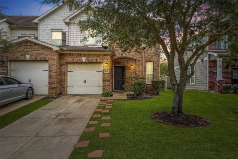 8039 Singing Sonnet Lane Houston TX 77072