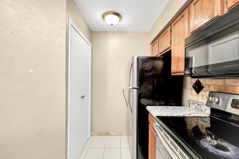 2501 Gulf Freeway 250d Dickinson TX 77539