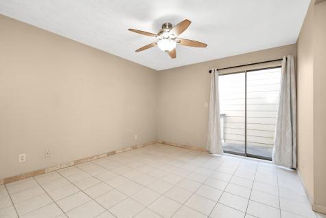 2501 Gulf Freeway 250d Dickinson TX 77539