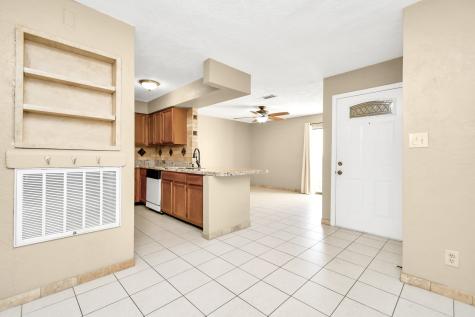 2501 Gulf Freeway 250d Dickinson TX 77539