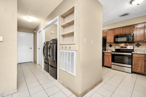 2501 Gulf Freeway 250d Dickinson TX 77539