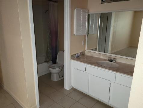 10211 Sugar Branch Drive 485 Houston TX 77036
