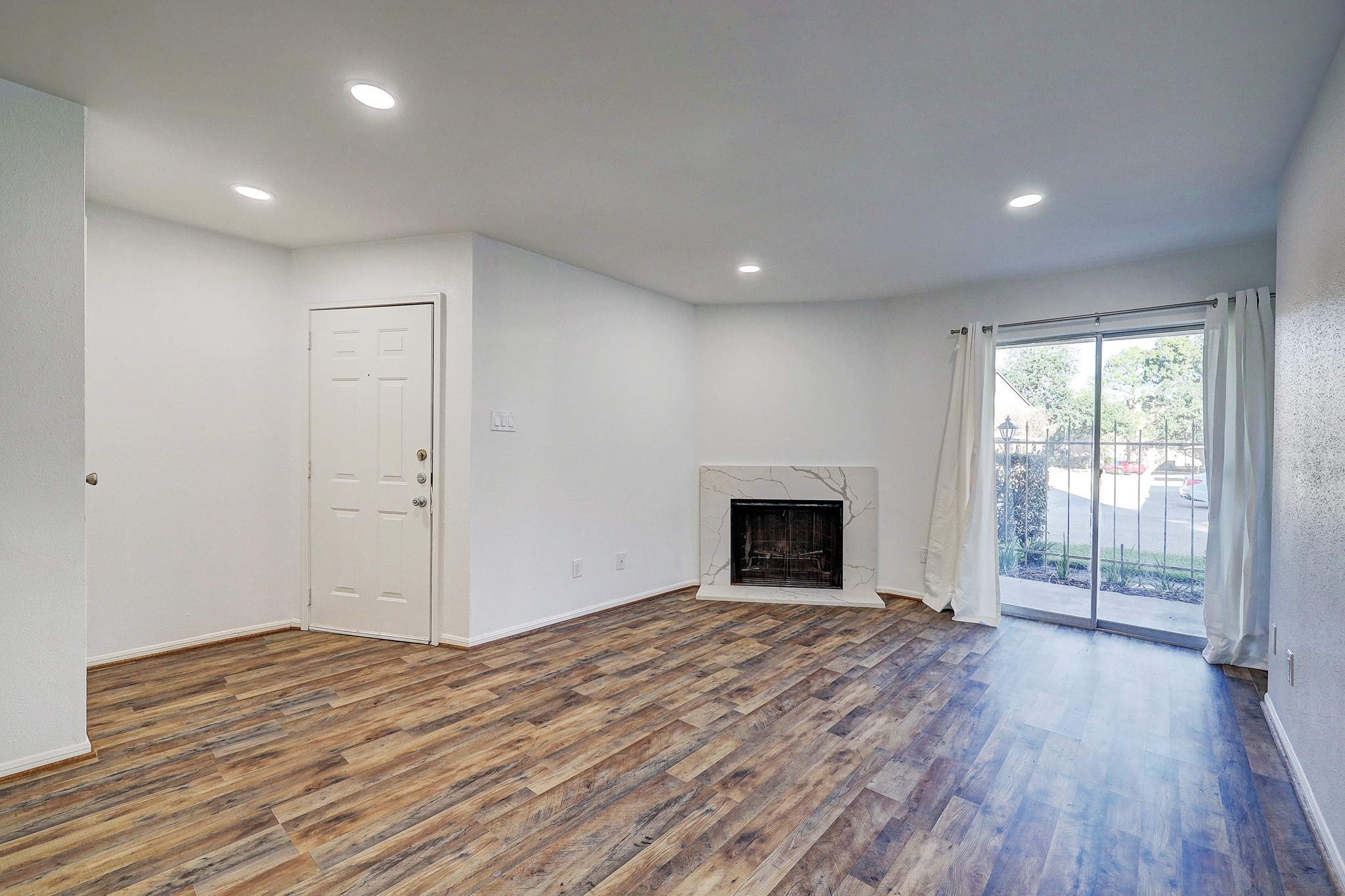 11201 Lynbrook Drive 3818 Houston TX 77042