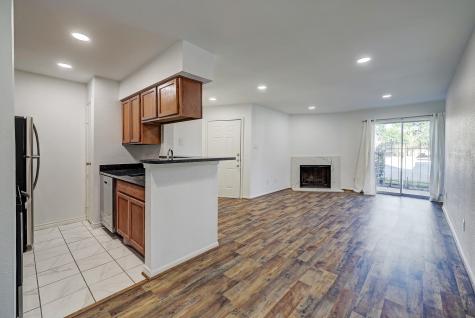11201 Lynbrook Drive 3818 Houston TX 77042
