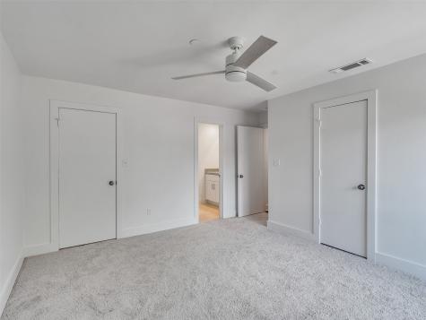 2829 Timmons Lane 204 Houston TX 77027