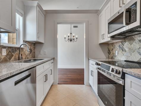 2829 Timmons Lane 204 Houston TX 77027
