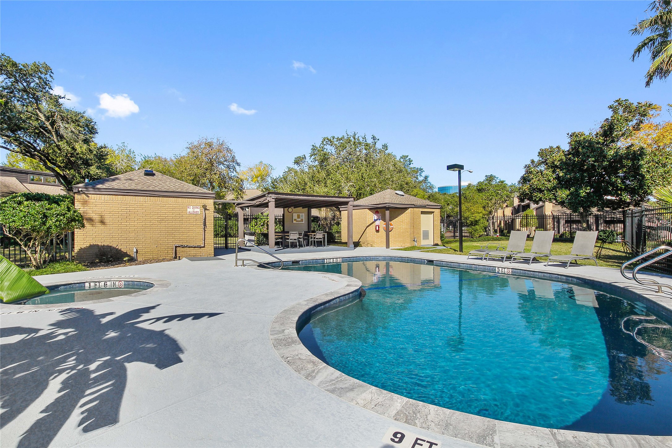 2279 Broadlawn Drive Houston TX 77058