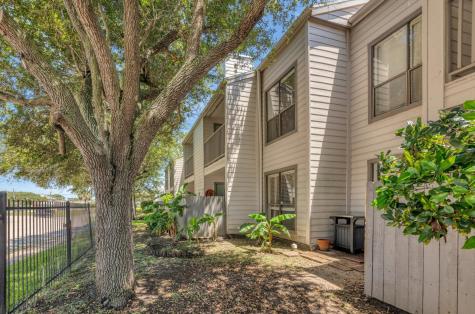 3220 69th Street B8 Galveston TX 77551