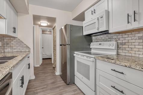 3220 69th Street B8 Galveston TX 77551