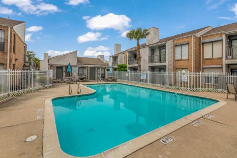 3220 69th Street B8 Galveston TX 77551