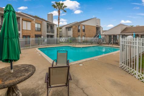 3220 69th Street B8 Galveston TX 77551