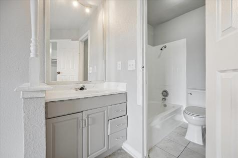 6161 Reims Road 704 Houston TX 77036