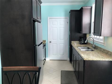 7000 Seawall Boulevard 614 Galveston TX 77551