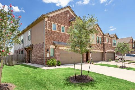 3813 Lancer Circle Pearland TX 77581