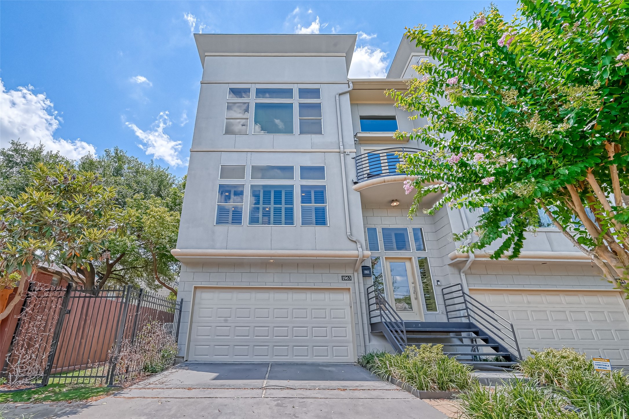1963 Vermont Street Houston TX 77019