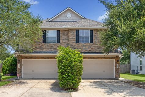 318 Brandy Ridge Lane Dickinson TX 77539