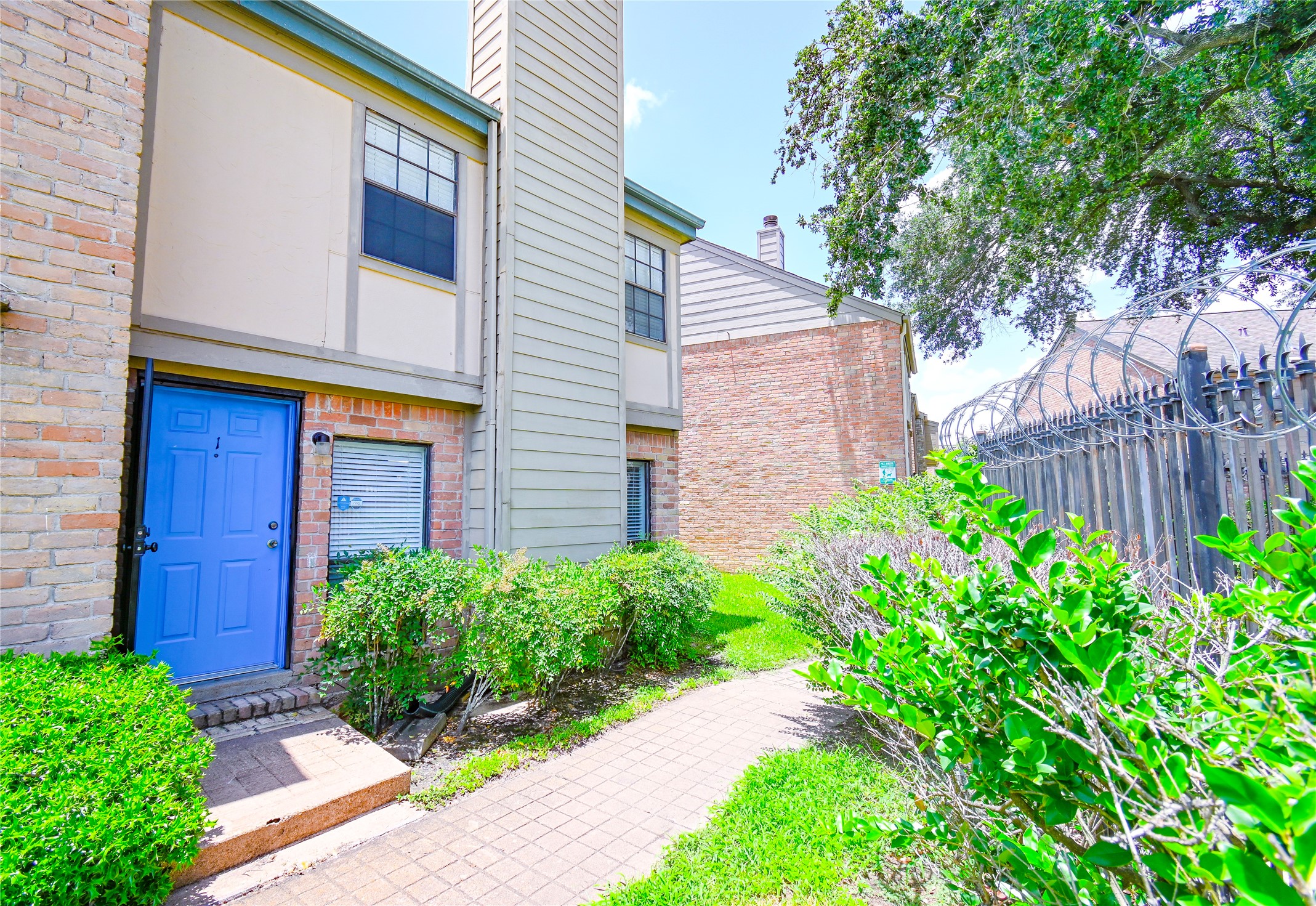 9901 Sharpcrest Street F1 Houston TX 77036