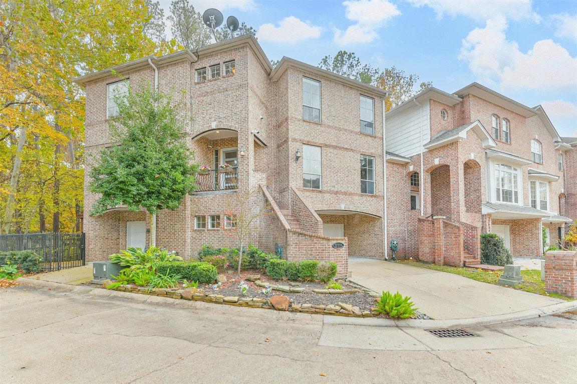 12636 Briar Patch Road Houston TX 77077