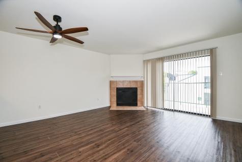 2824 S Bartell Drive 311 Houston TX 77054