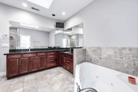 2503 Dallas Street Houston TX 77003