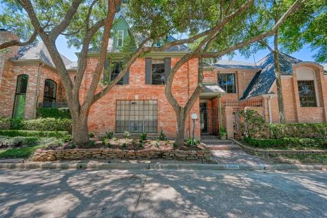 9585 Doliver Drive Houston TX 77063
