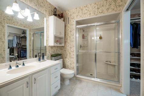 1401 E Beach Drive 511/512 Galveston TX 77550