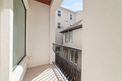 2221 Welch Street 201 Houston TX 77019