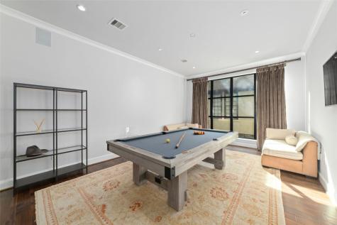 2221 Welch Street 201 Houston TX 77019