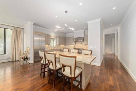 2221 Welch Street 201 Houston TX 77019