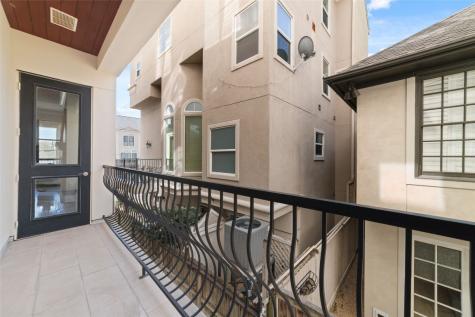2221 Welch Street 201 Houston TX 77019