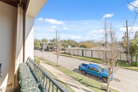2221 Welch Street 201 Houston TX 77019