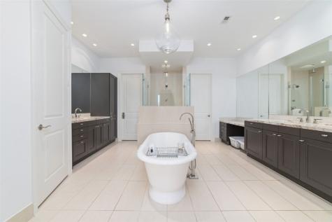 2221 Welch Street 201 Houston TX 77019