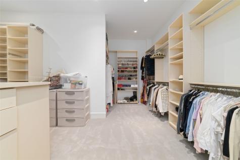 2221 Welch Street 201 Houston TX 77019
