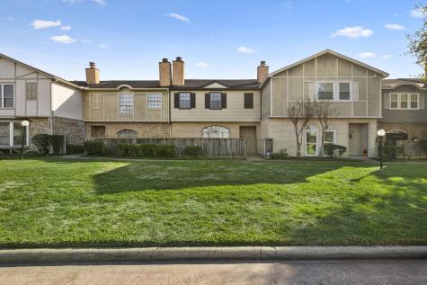 10757 Sandpiper Drive Houston TX 77096