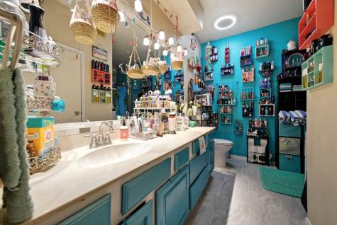 921 Marine Drive 303 Galveston TX 77550