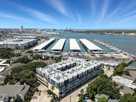 921 Marine Drive 303 Galveston TX 77550