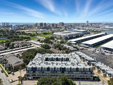 921 Marine Drive 303 Galveston TX 77550