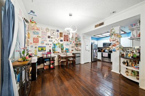 921 Marine Drive 303 Galveston TX 77550