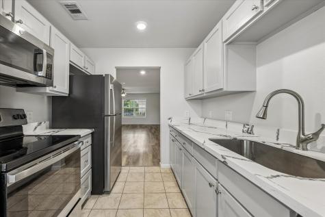 9019 Gaylord Street 75 Houston TX 77024