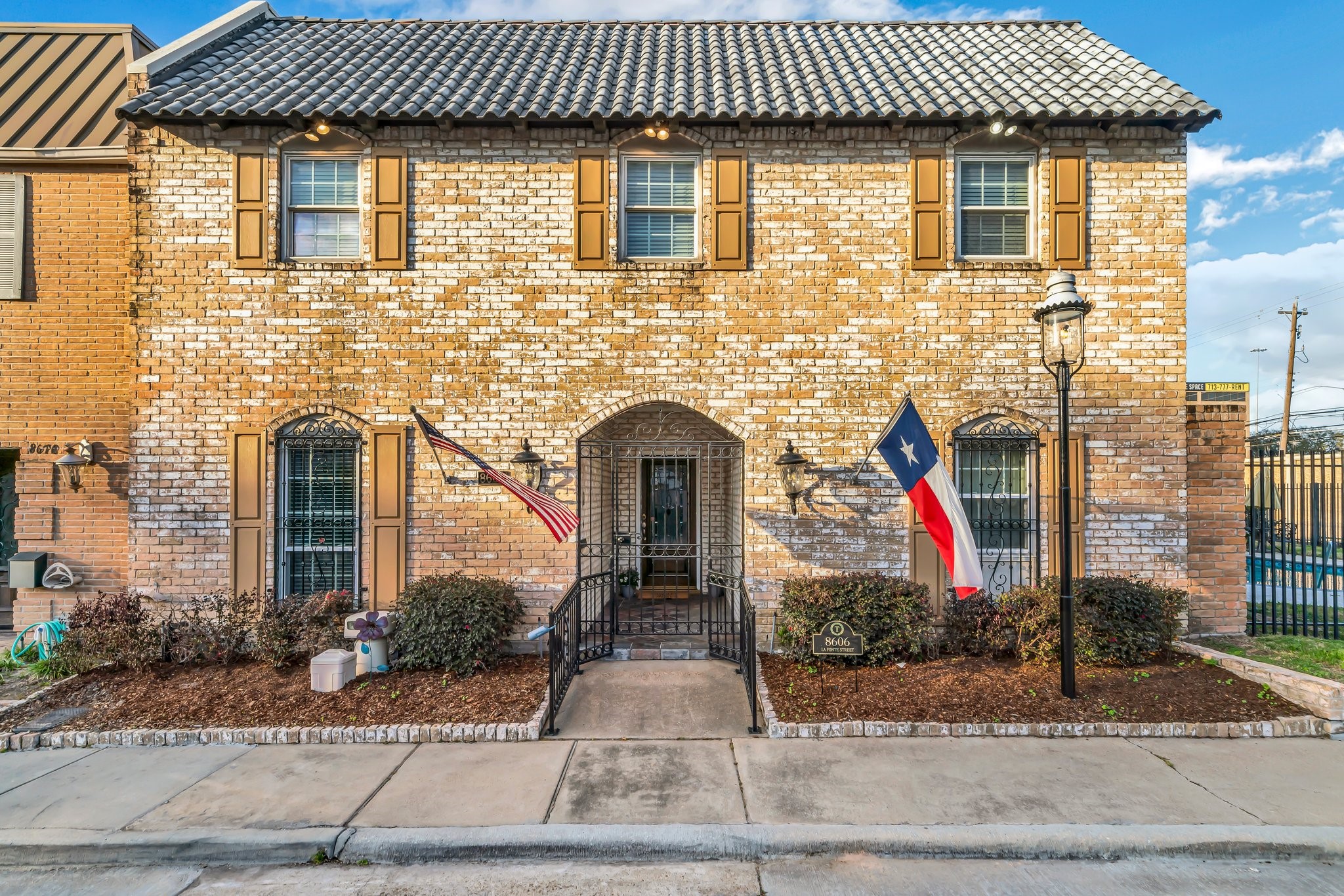 8606 La Fonte Street Houston TX 77024