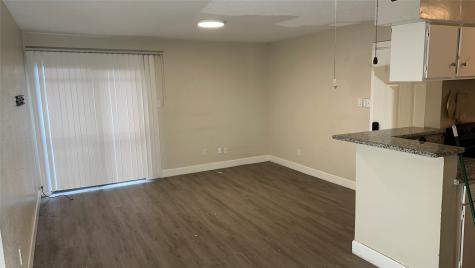 9550 Deering Drive 405 Houston TX 77036
