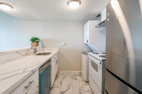325 Carolcrest Lane 3 Livingston TX 77351