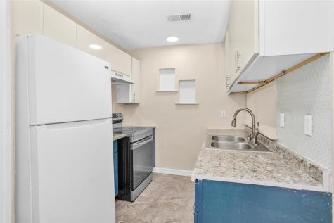 17210 Imperial Valley Drive 55 Houston TX 77060