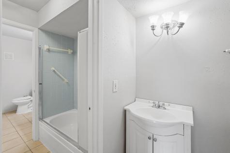 5667 Birchmont Drive H Houston TX 77091