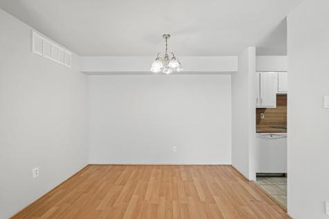 5667 Birchmont Drive H Houston TX 77091