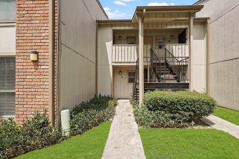 5667 Birchmont Drive H Houston TX 77091