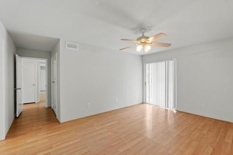 5667 Birchmont Drive H Houston TX 77091