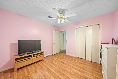 4142 Belle Park Drive 4142 Houston TX 77072